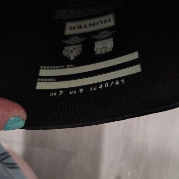 Hunter Black Boots - Picture 3 of 4